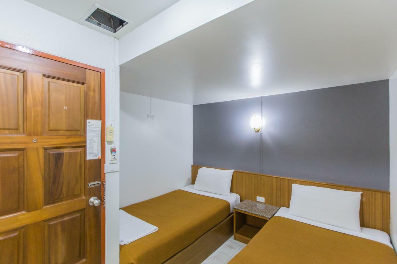 Chongko Guesthouse Phuket Zewnętrze zdjęcie