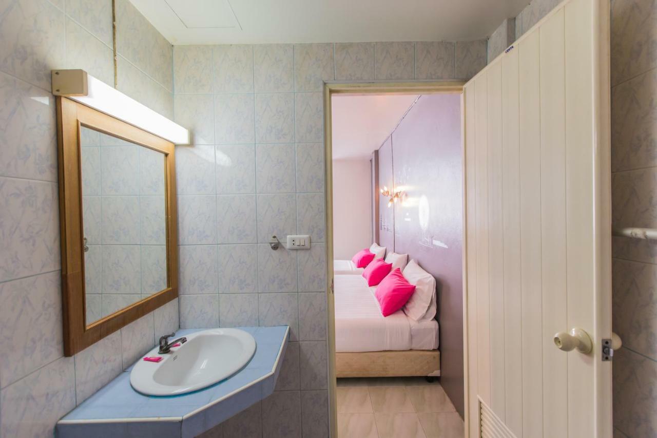 Chongko Guesthouse Phuket Zewnętrze zdjęcie